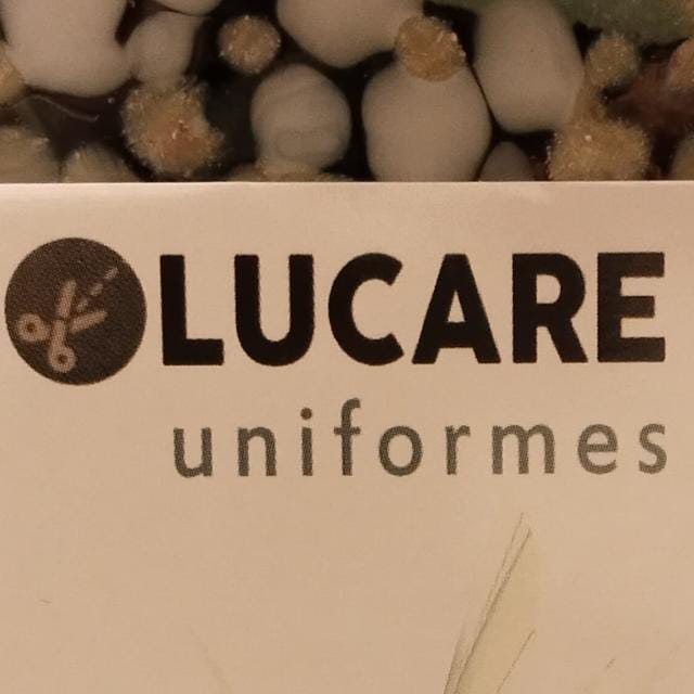 UNIFORMES LUCARE
